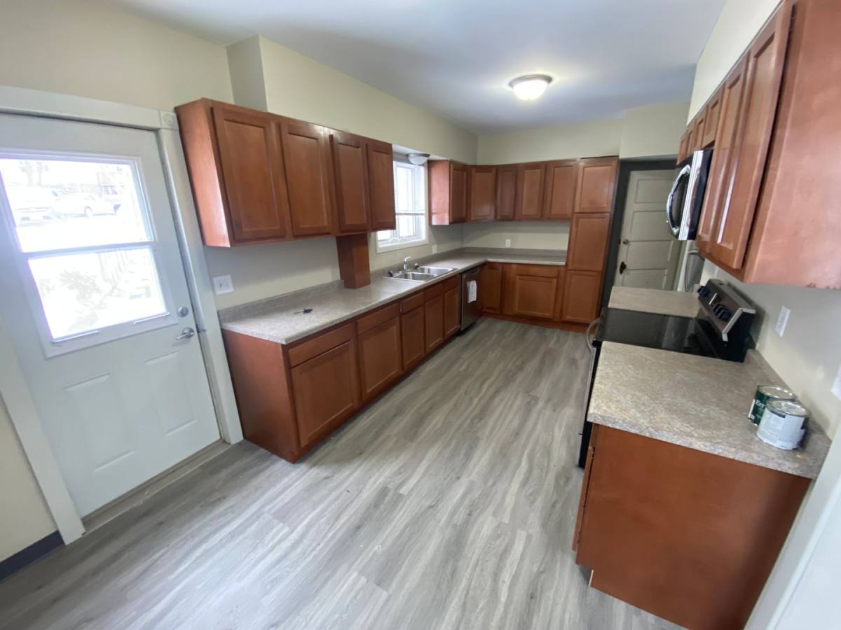 Apartment for rent at 2105 - 2107 E, Duluth, MN 55812