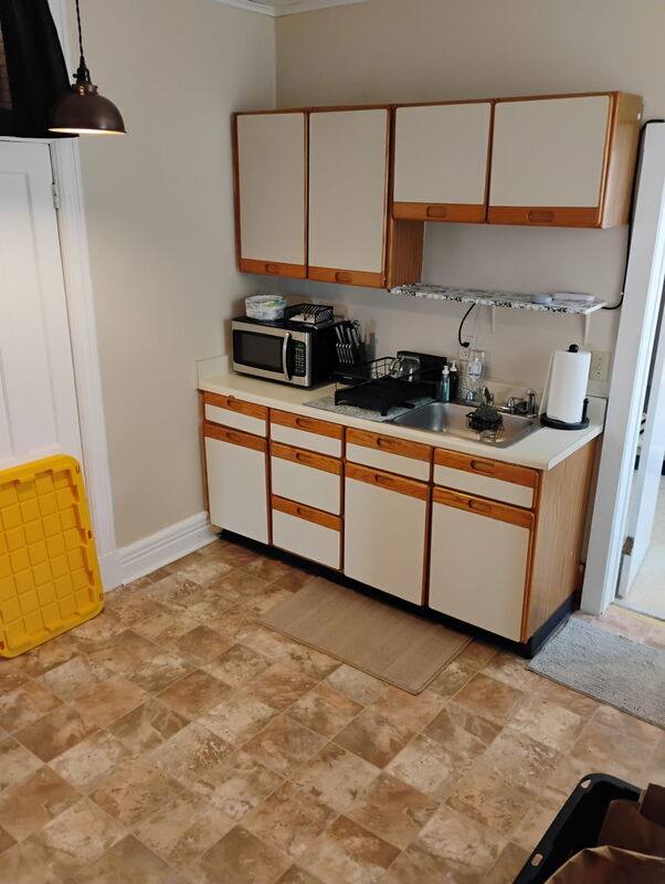 Apartment for rent at 9 Woodlawn Ave #2F, Albany, NY 12208