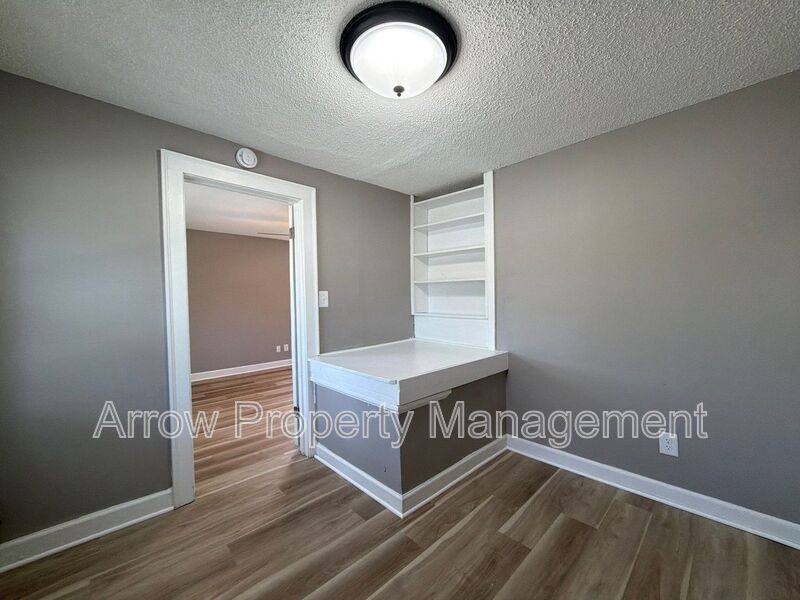 Apartment for rent at 5717 Hartley St #2, Lincoln, NE 68507