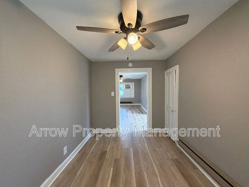 Apartment for rent at 5717 Hartley St #2, Lincoln, NE 68507