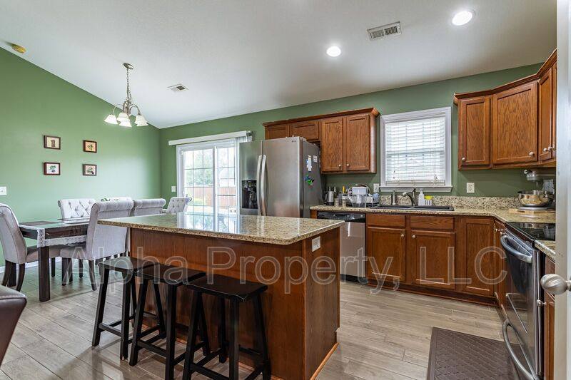 House for rent at 105 Herndon Court, Simpsonville, SC 29681