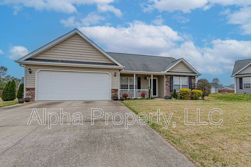 House for rent at 105 Herndon Court, Simpsonville, SC 29681