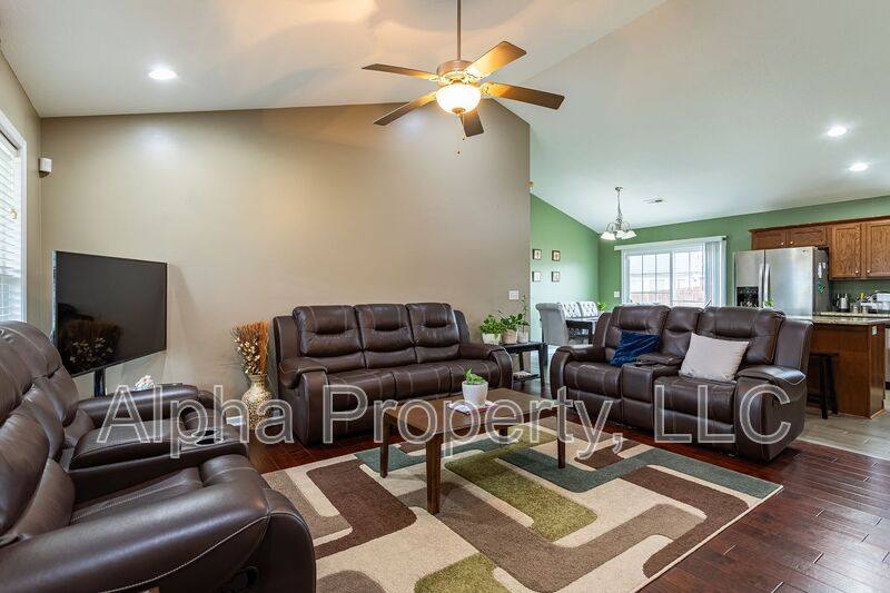 House for rent at 105 Herndon Court, Simpsonville, SC 29681