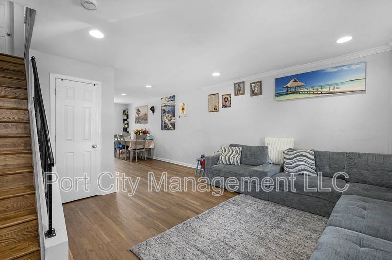 Townhouse for rent at 944 Dalton Ave, Baltimore, MD 21224