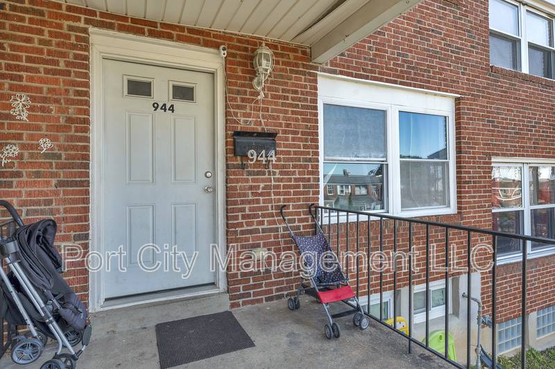 Townhouse for rent at 944 Dalton Ave, Baltimore, MD 21224