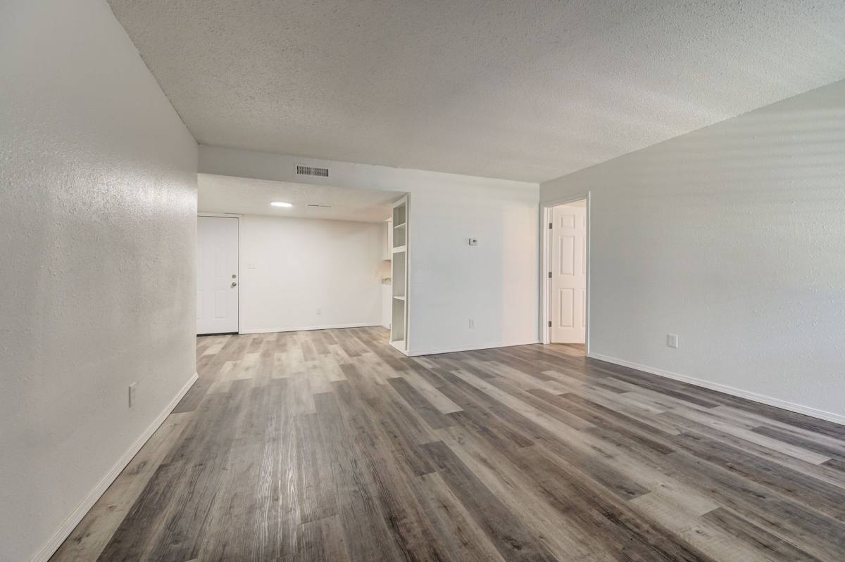 Apartment for rent at 1024 NW 105th St, Oklahoma City, OK 73114