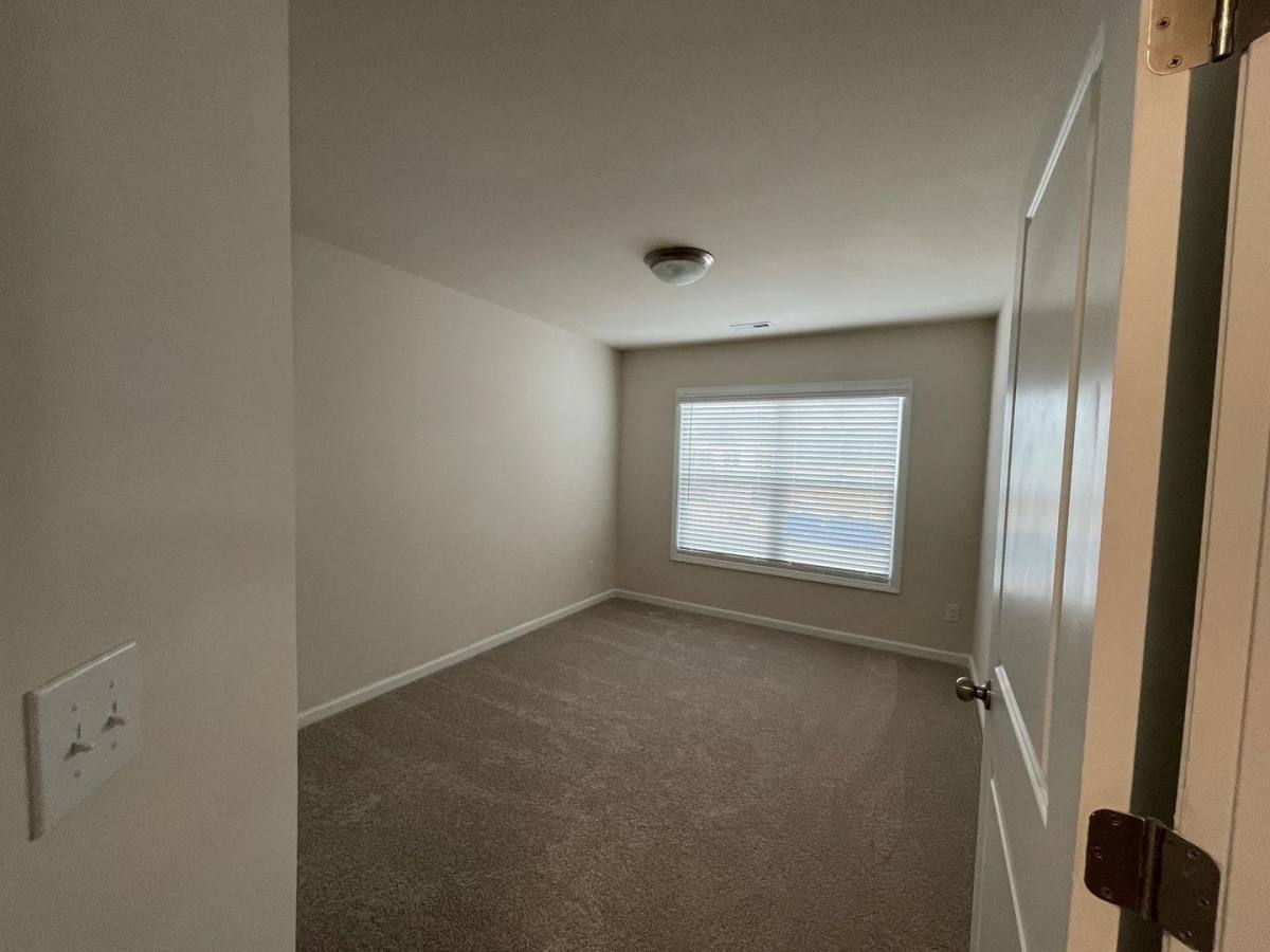 House for rent at 8099 Sheffield Dr, Terrell, NC 28682