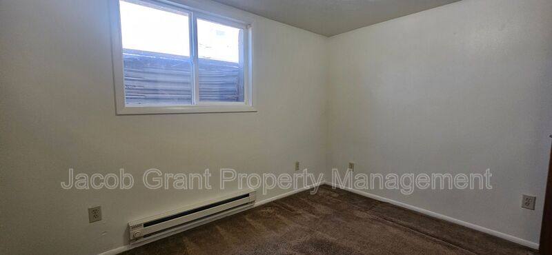 Apartment for rent at 5023 E Walker Ave #B, Iona, ID 83427