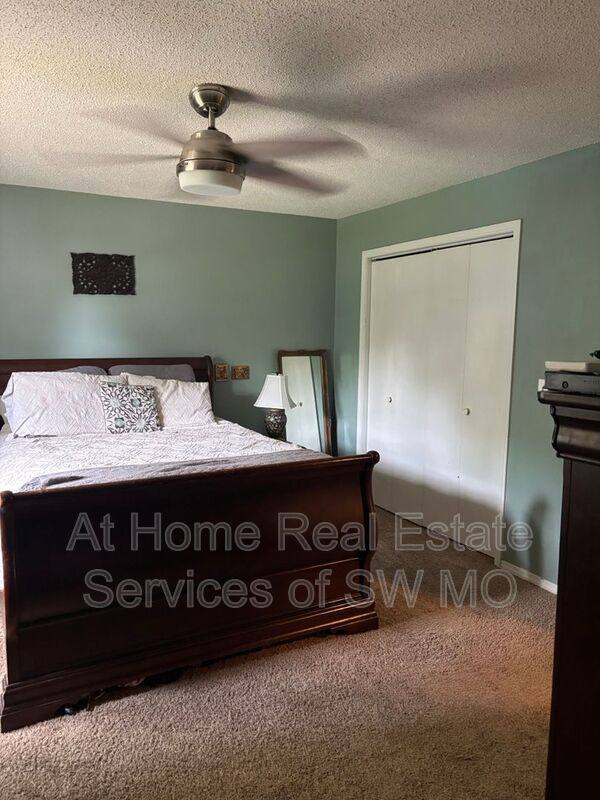 House for rent at 6124 S Farm Rd #131, Brookline, MO 65619