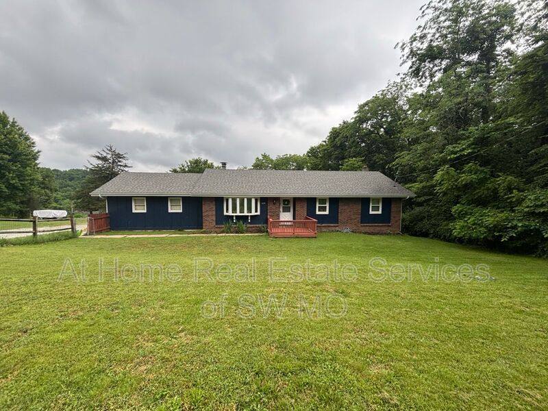 House for rent at 6124 S Farm Rd #131, Brookline, MO 65619