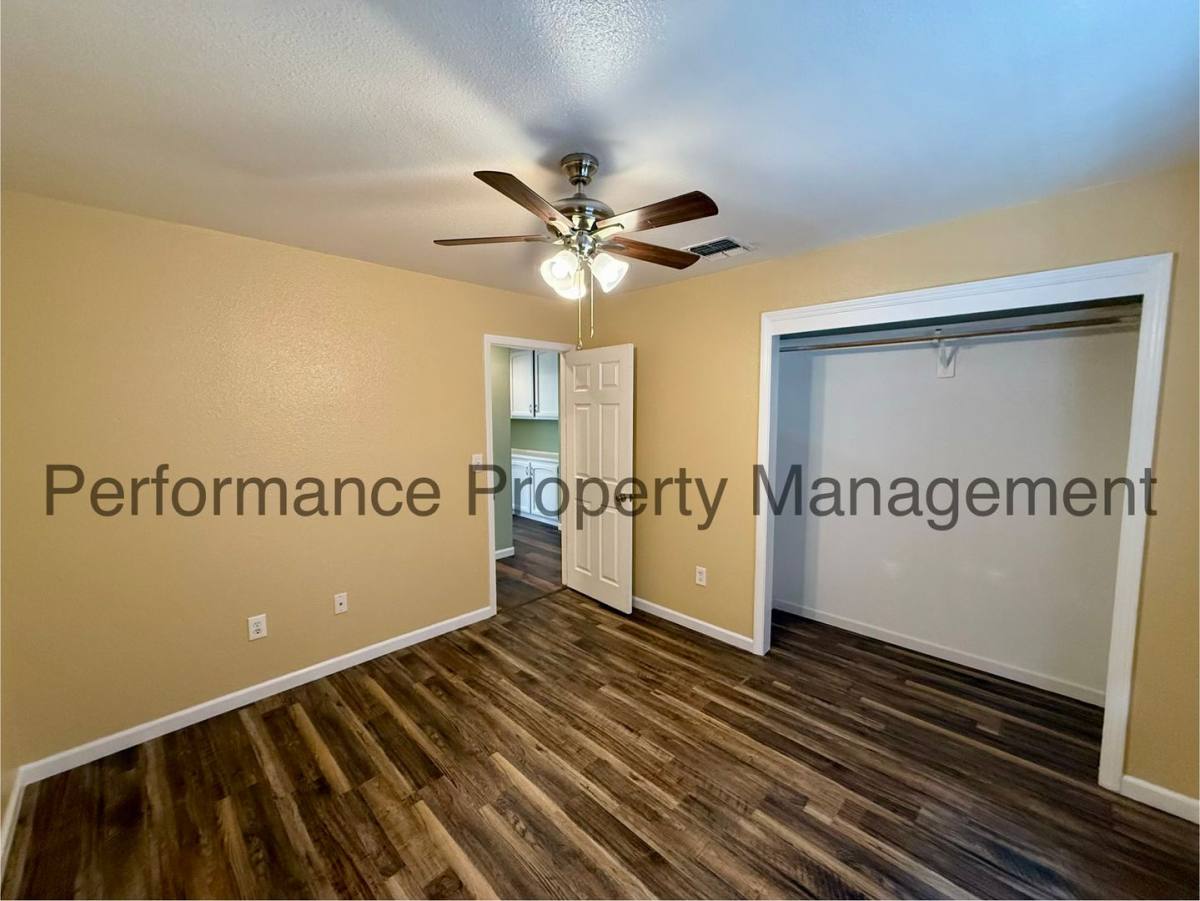 House for rent at 620 Graydon Ave, Taft, CA 93268