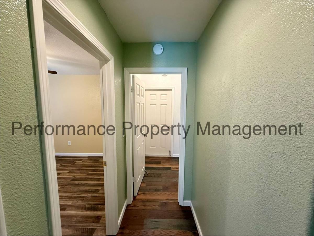 House for rent at 620 Graydon Ave, Taft, CA 93268