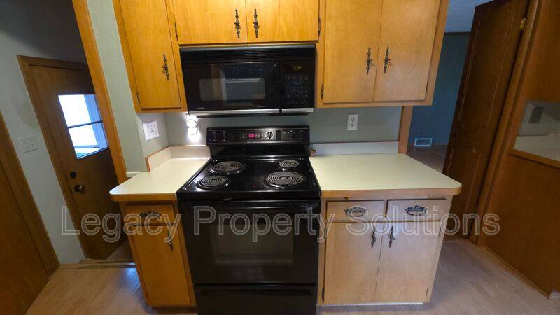 House for rent at 926 N Mandan St, Bismarck, ND 58501