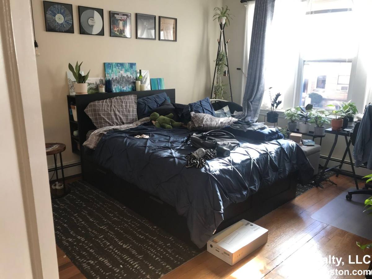 Apartment for rent at 39 Orkney Rd #1, Brighton, MA 02135