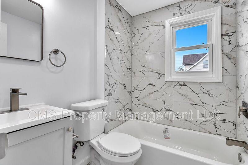Apartment for rent at 401 Sanford Ave #1, Dunellen, NJ 08812