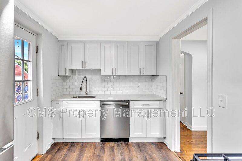 Apartment for rent at 401 Sanford Ave #1, Dunellen, NJ 08812