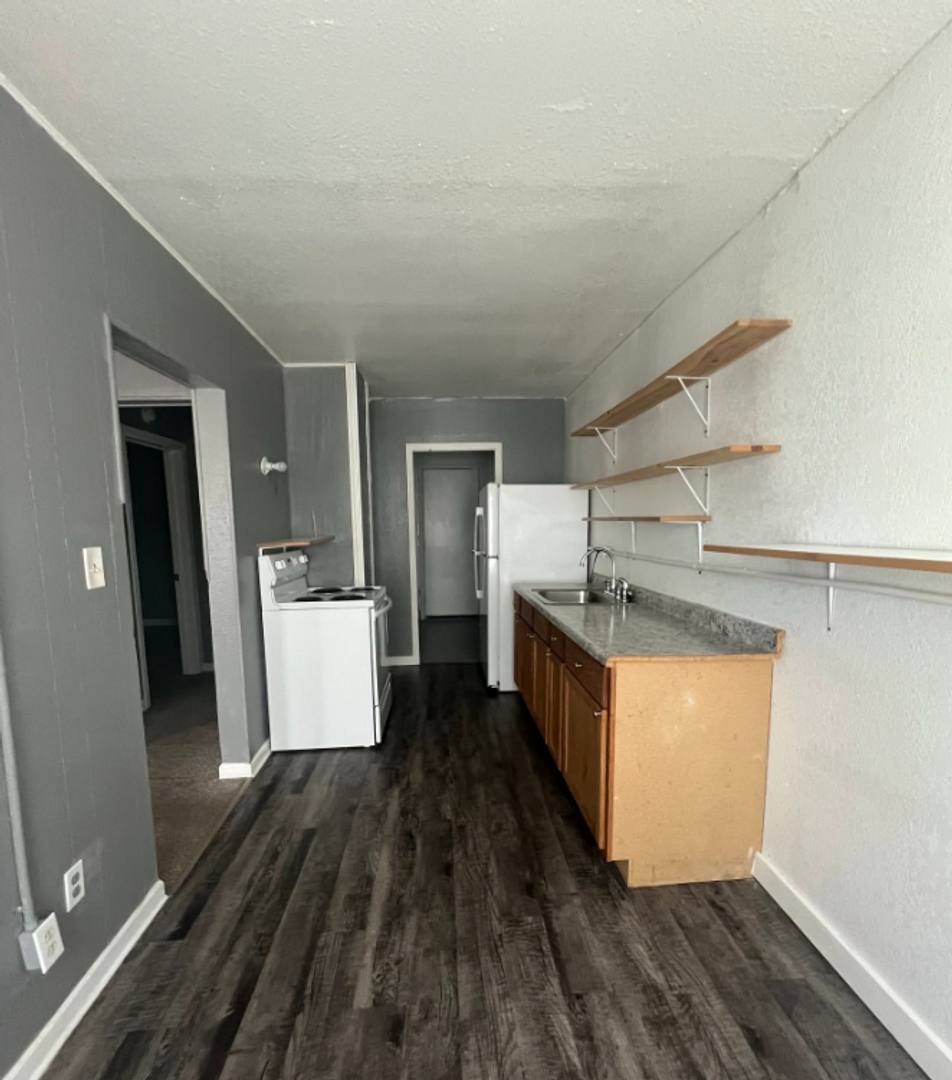 House for rent at 950 N Glendale St, Wichita, KS 67208