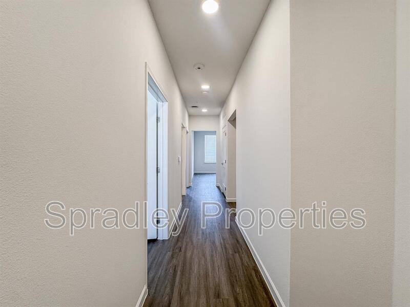 Apartment for rent at 710 Shine St #2104, Belton, TX 76513