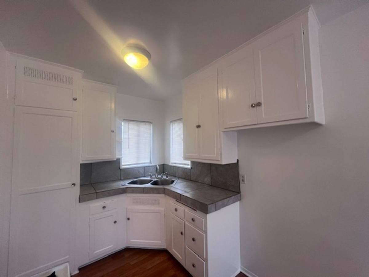 Apartment for rent at 4419 Bellflower Blvd, Long Beach, CA 90808