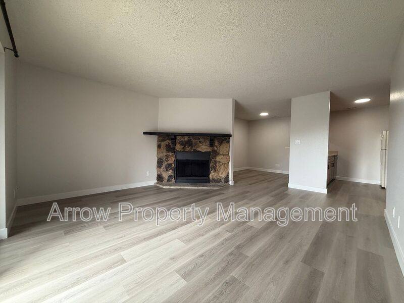 Apartment for rent at 2330 N 44th St #8, Lincoln, NE 68504
