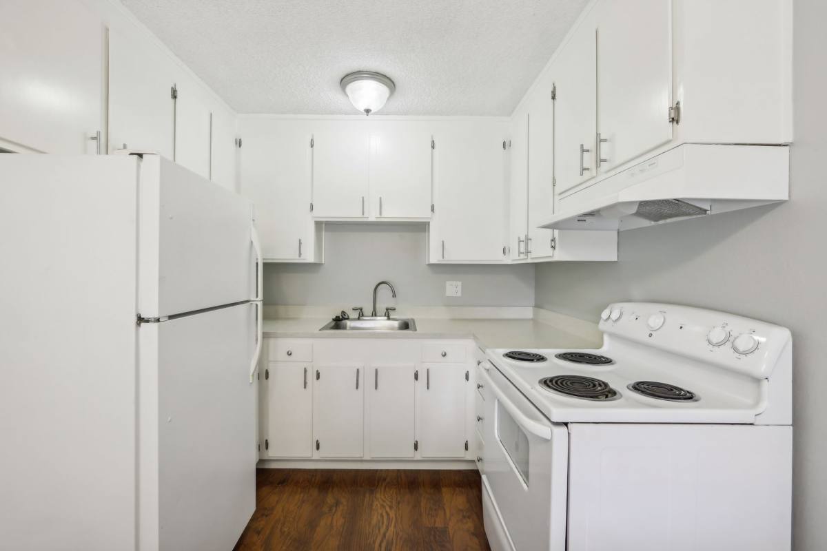 Apartment for rent at 13495 Bancroft Ave, San Leandro, CA 94578