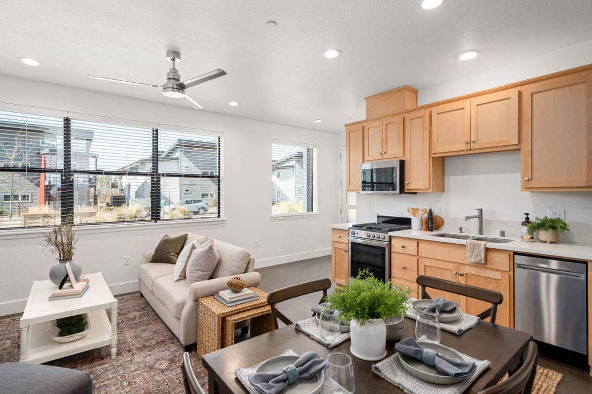 Townhouse for rent at 1895 Notre Dame Blvd, Chico, CA 95928