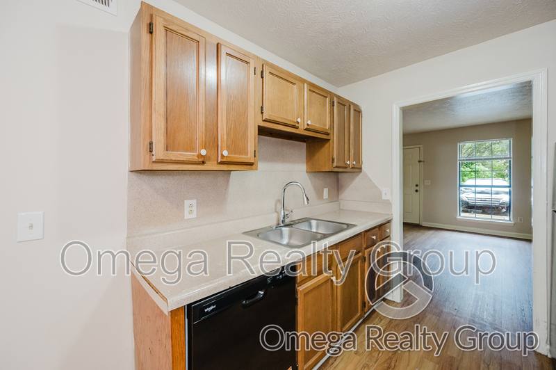 Apartment for rent at 1801 Carson Rd #2, Birmingham, AL 35215