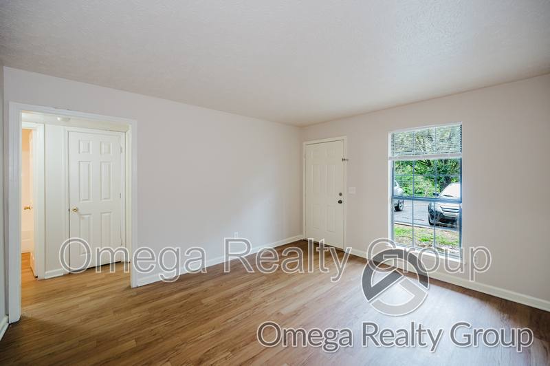 Apartment for rent at 1801 Carson Rd #2, Birmingham, AL 35215