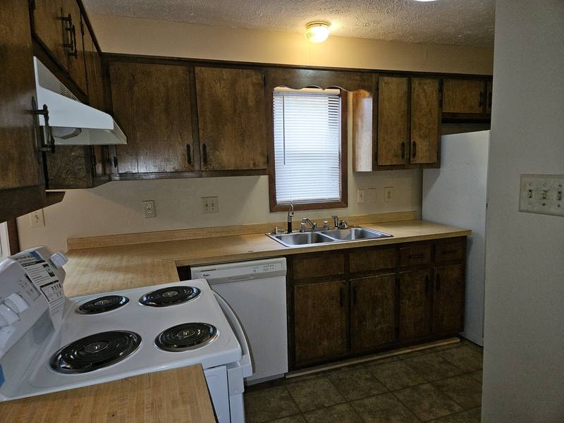 Apartment for rent at 831 Rumford Place #1, Fayetteville, NC 28303