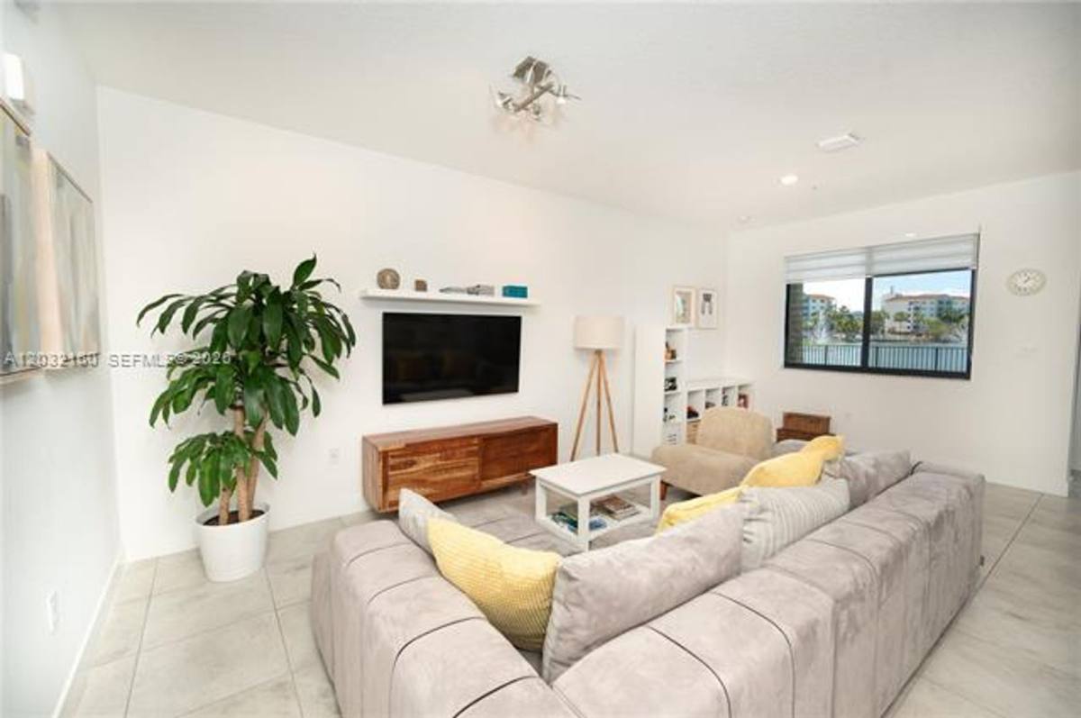 Apartment for rent at 4640 NW 84th Ave, Miami, FL 33166
