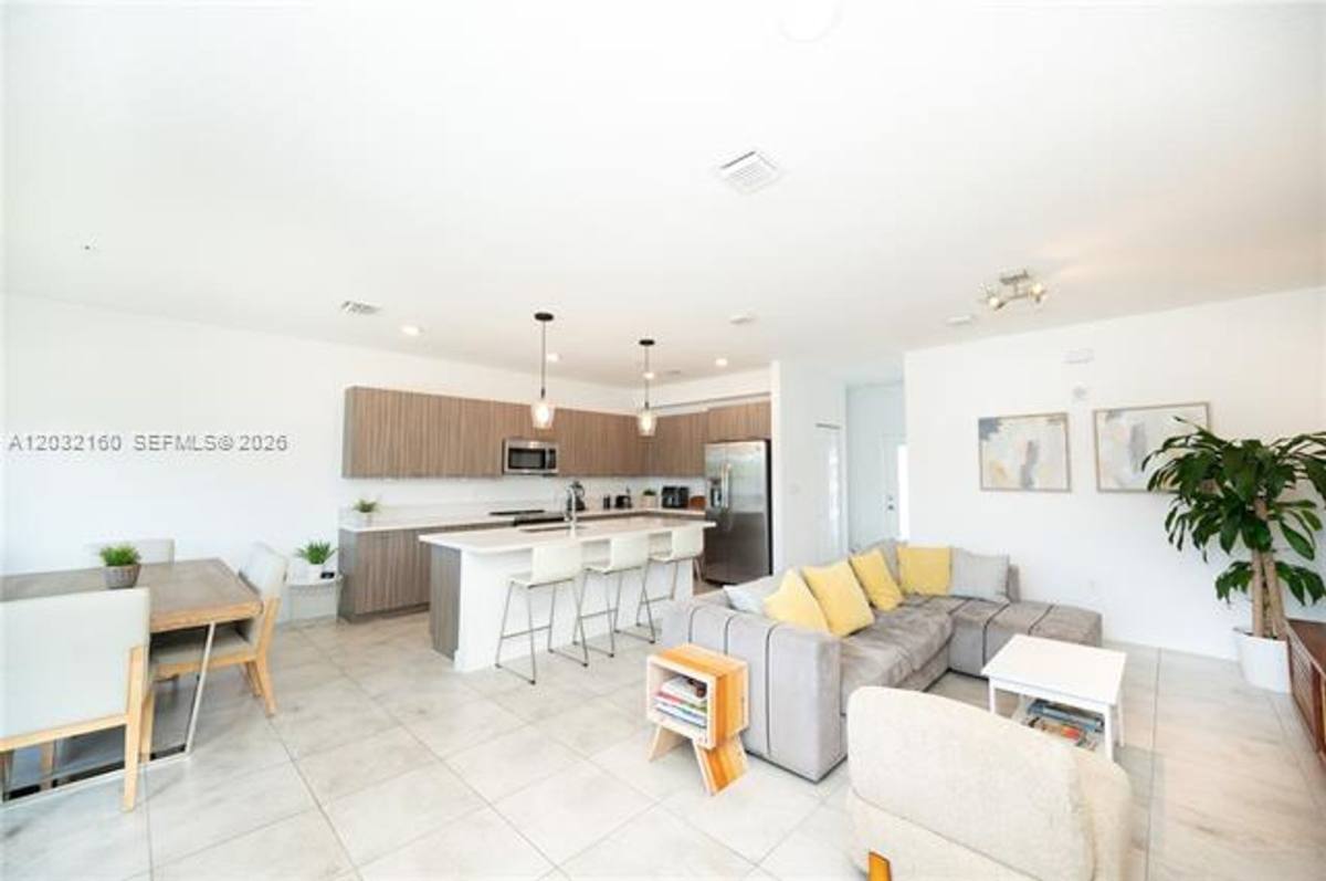 Apartment for rent at 4640 NW 84th Ave, Miami, FL 33166