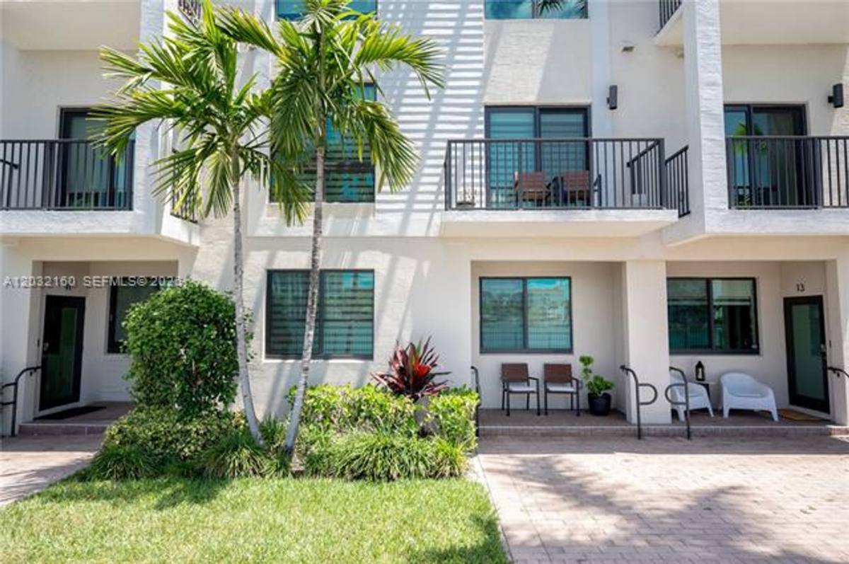 Apartment for rent at 4640 NW 84th Ave, Miami, FL 33166