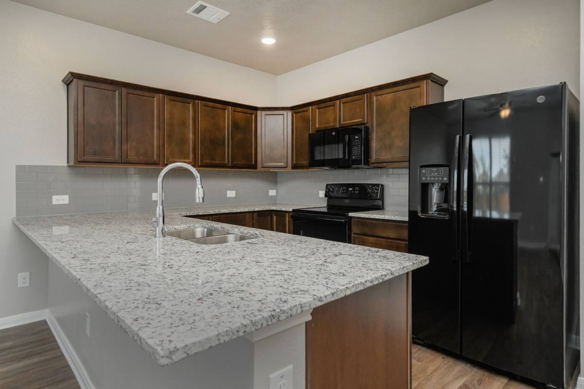 Townhouse for rent at 1150 Trellis Pass, Brenham, TX 77833
