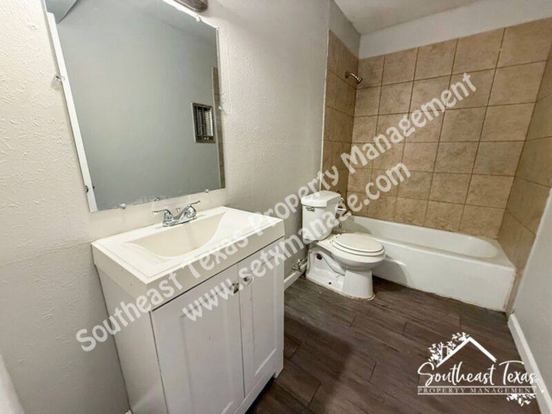Apartment for rent at 655 Adams St #1, Beaumont, TX 77705
