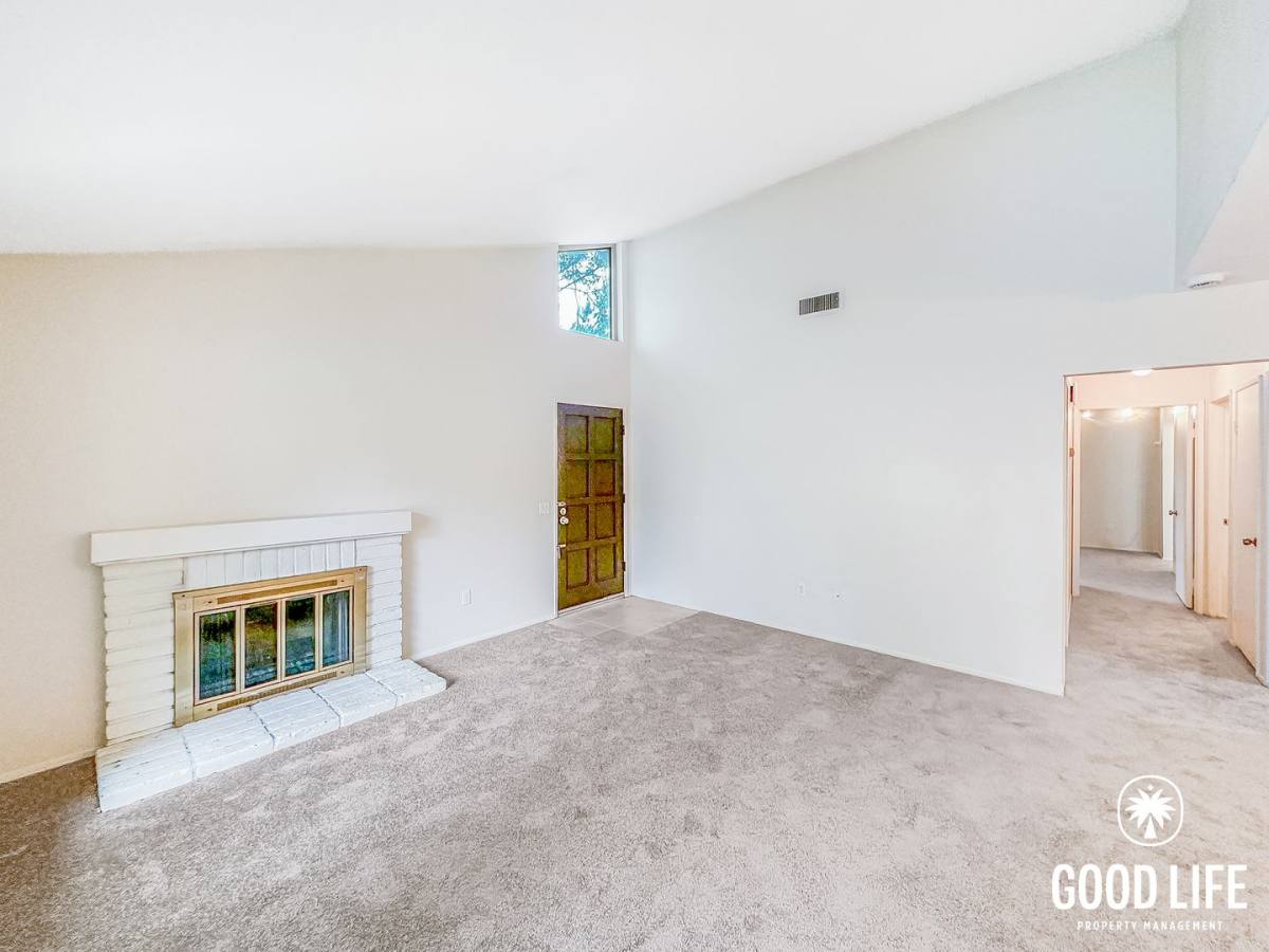 Condo for rent at 17586 Caminito Canasto, San Diego, CA 92127