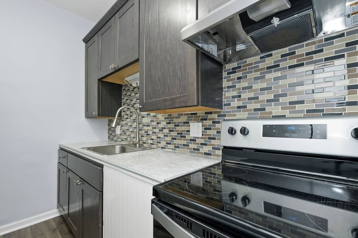 Apartment for rent at 2324 W 111th St, Chicago, IL 60643