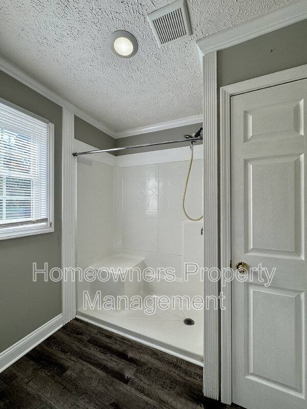 House for rent at 1222 Kienast Dr, Fayetteville, NC 28314