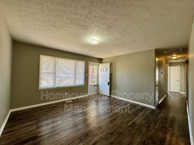 House for rent at 1222 Kienast Dr, Fayetteville, NC 28314