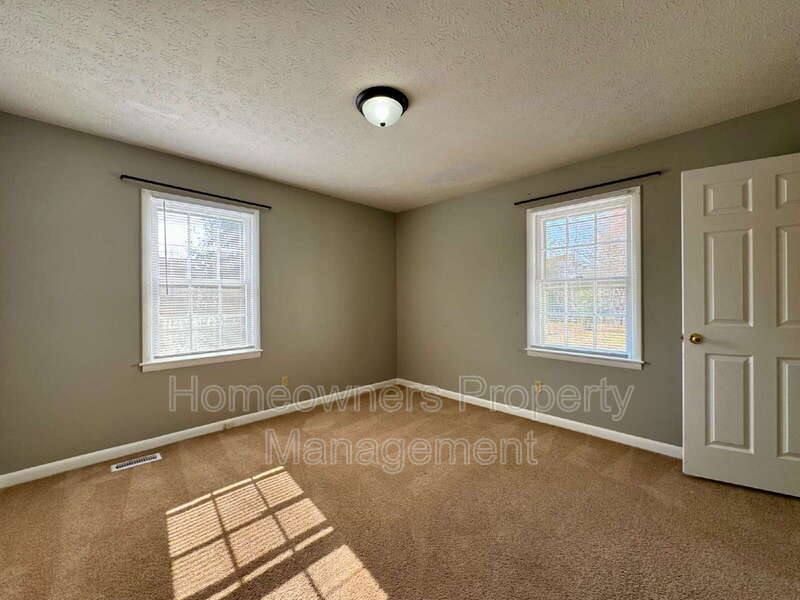 House for rent at 1222 Kienast Dr, Fayetteville, NC 28314