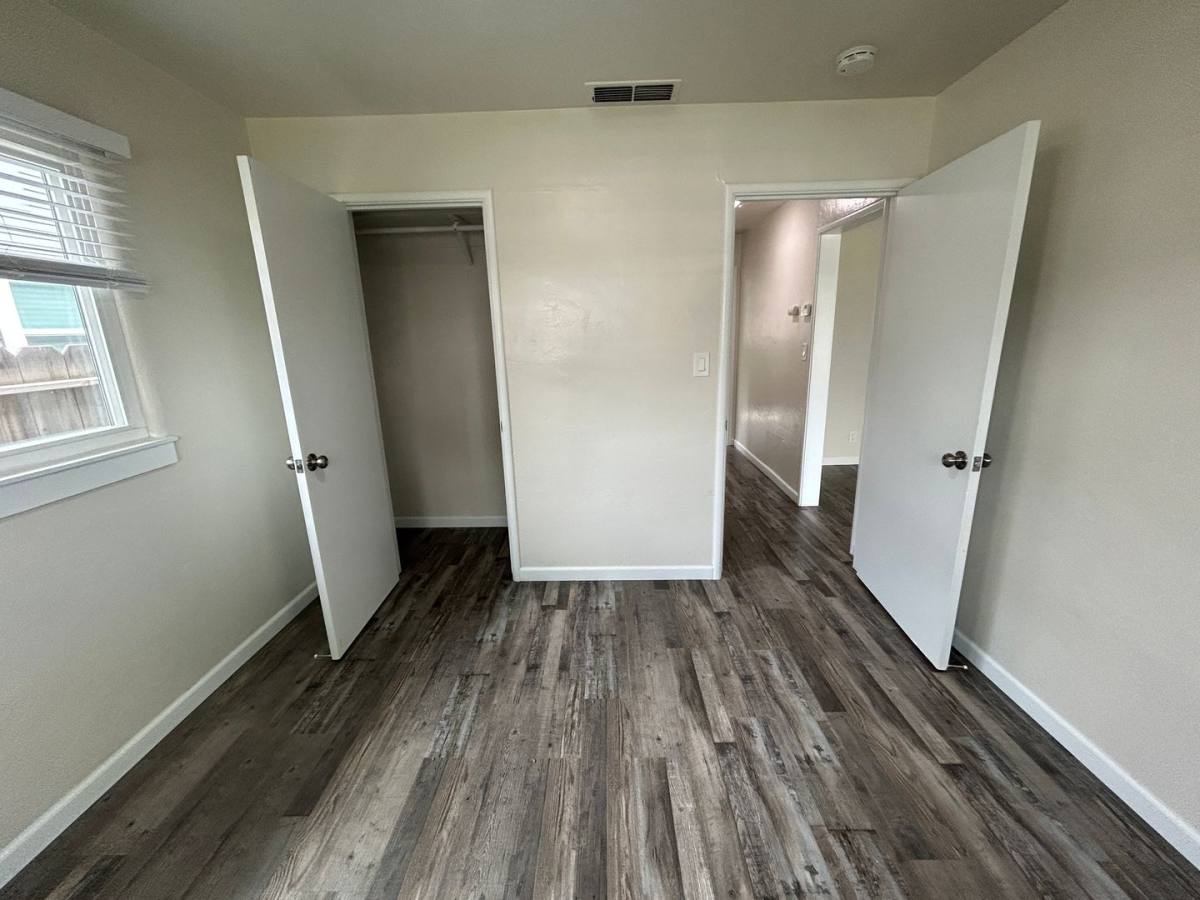 Apartment for rent at 303 - 305 S Del Puerto Ave, Patterson, CA 95363
