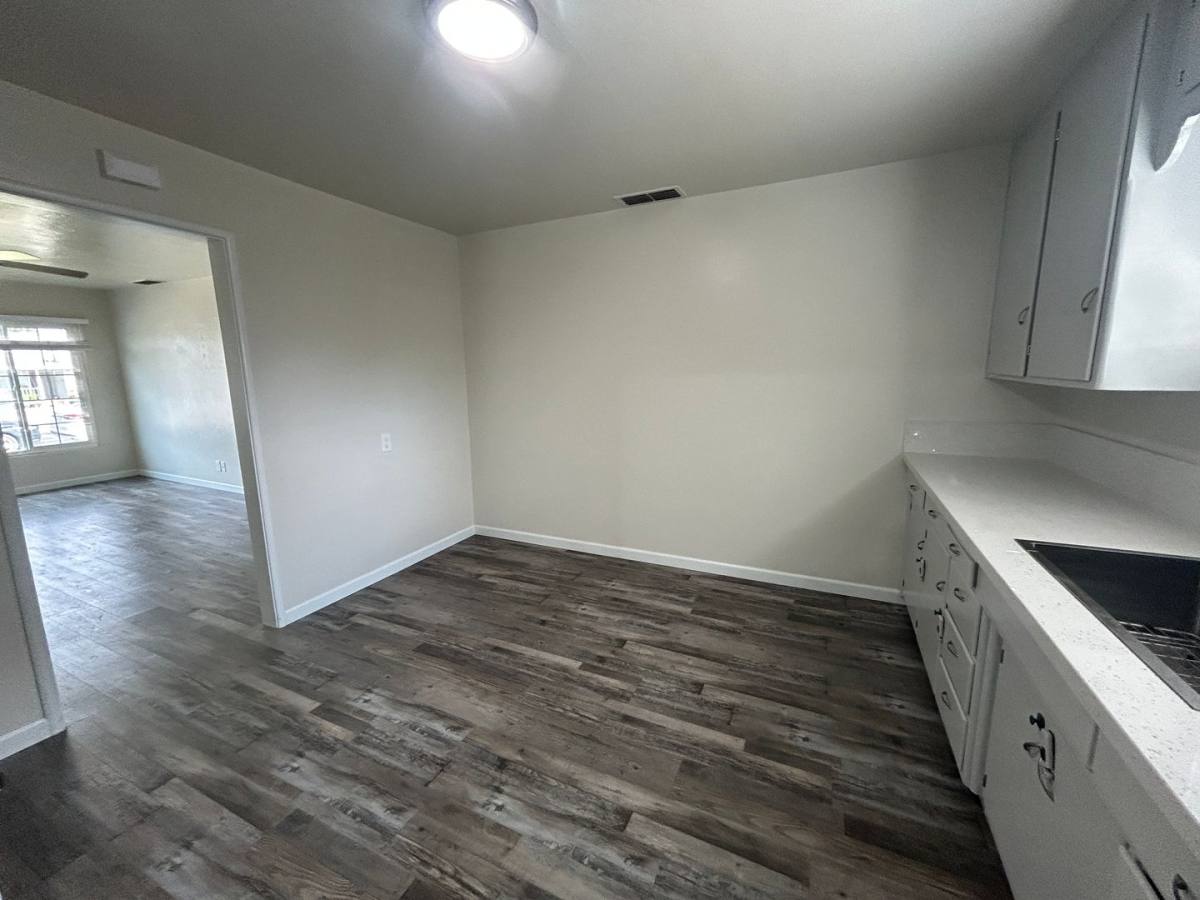 Apartment for rent at 303 - 305 S Del Puerto Ave, Patterson, CA 95363