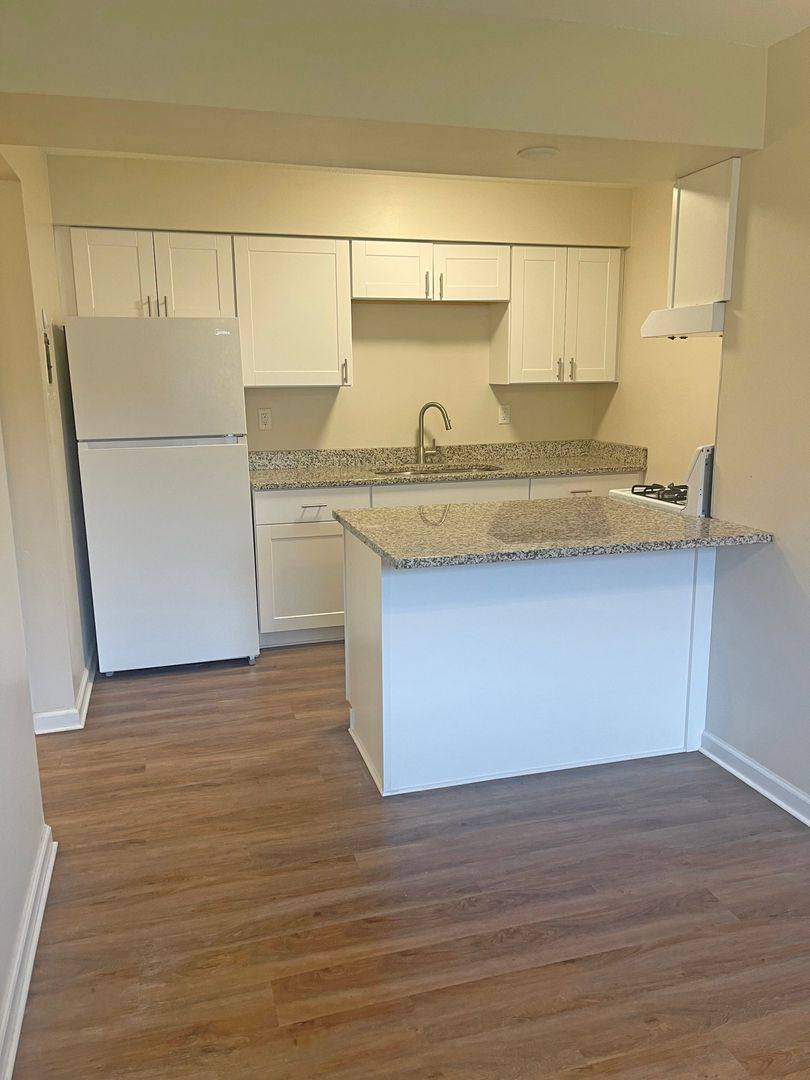 Apartment for rent at 2131 Basswood Lane, Mound, MN 55364
