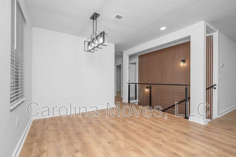 House for rent at 10 Valley View Lane, Greenville, SC 29605
