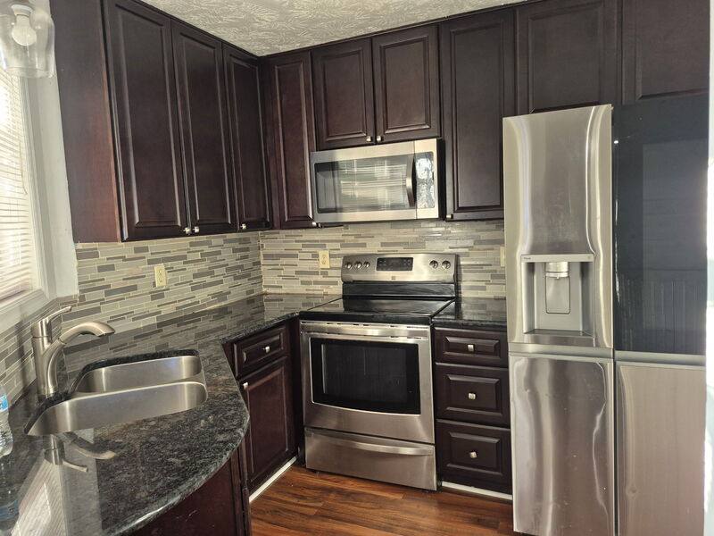 Apartment for rent at 1004 Brookhollow Dr #2, Fayetteville, NC 28314