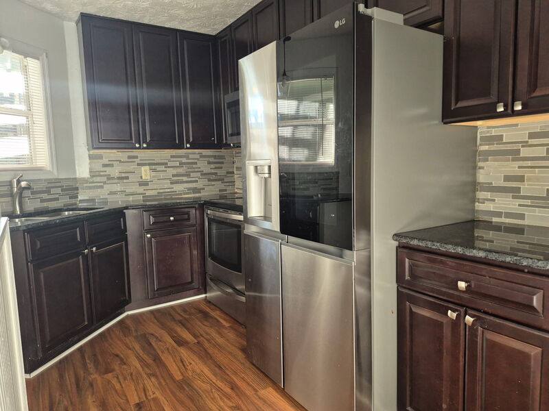 Apartment for rent at 1004 Brookhollow Dr #2, Fayetteville, NC 28314