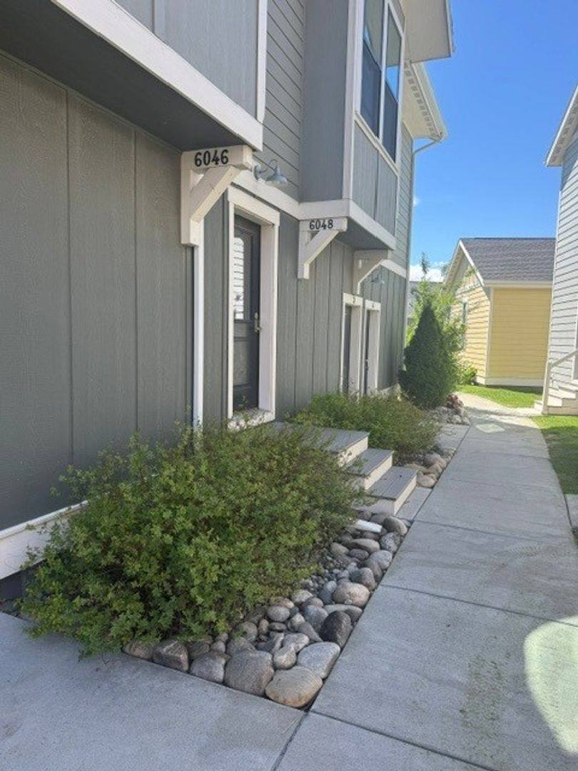 Apartment for rent at 6046-6048 Farmstead Ave, Billings, MT 59101
