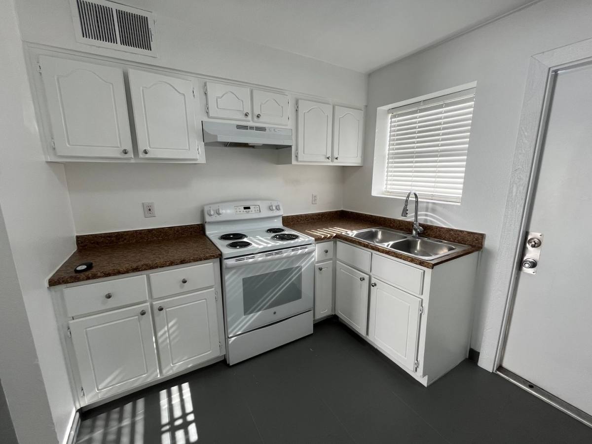 Apartment for rent at 1020 N 11th St, Phoenix, AZ 85006