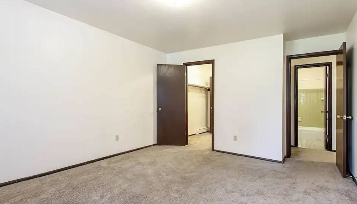 Apartment for rent at 305 Sheffield Rd #204, Waukesha, WI 53186