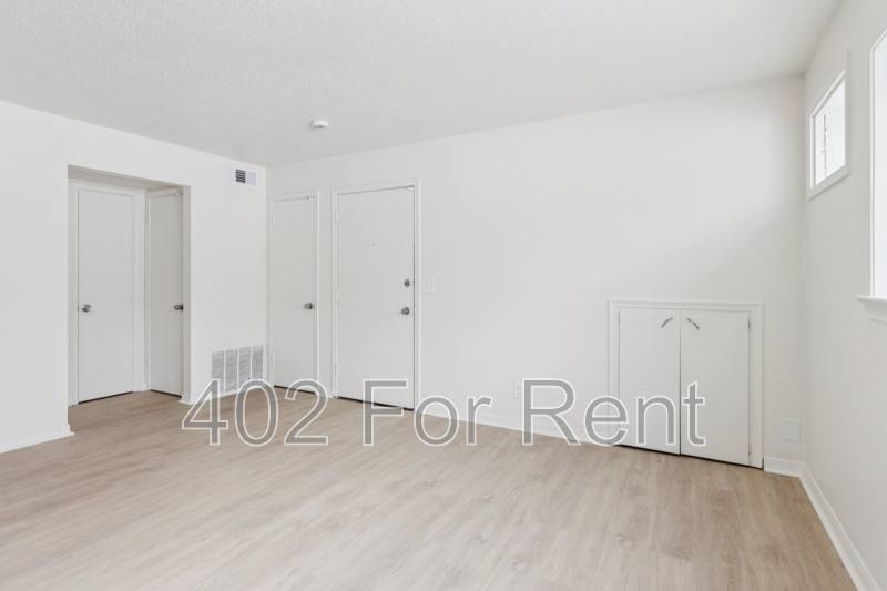 Apartment for rent at 1056 S 29th St #7, Omaha, NE 68105
