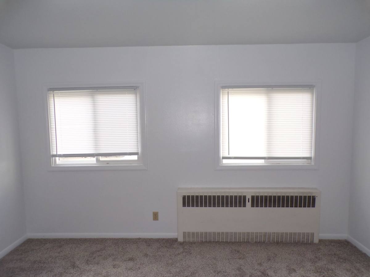 Apartment for rent at 1606 & 1608 1610 4th St, La Grande, OR 97850